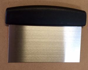 DOUGH CUTTER / BENCH SCRAPPER